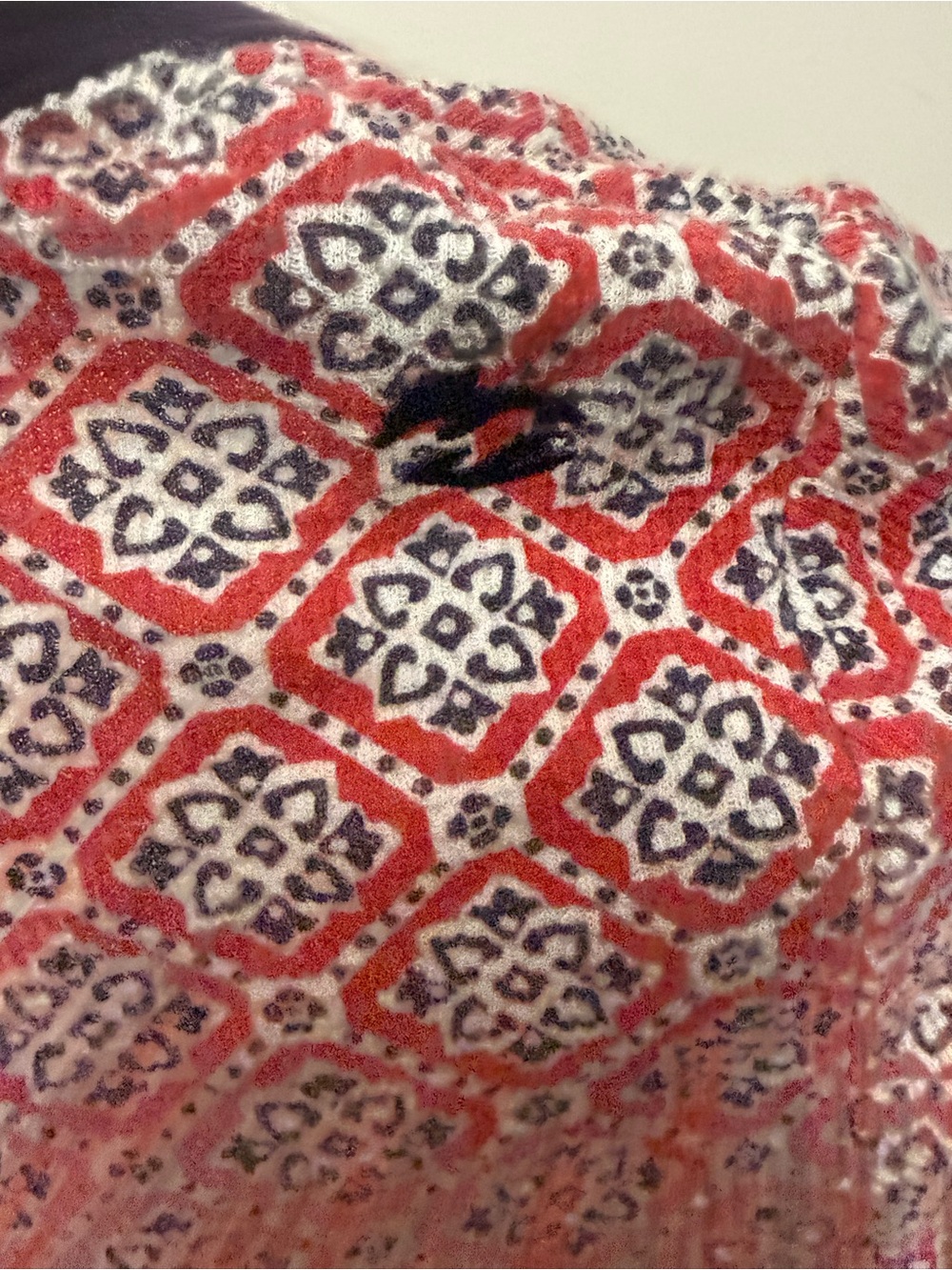 Billabong Red Patterned Long Sleeve Scoop Neck Top with Navy Trim - Picture 4 of 6